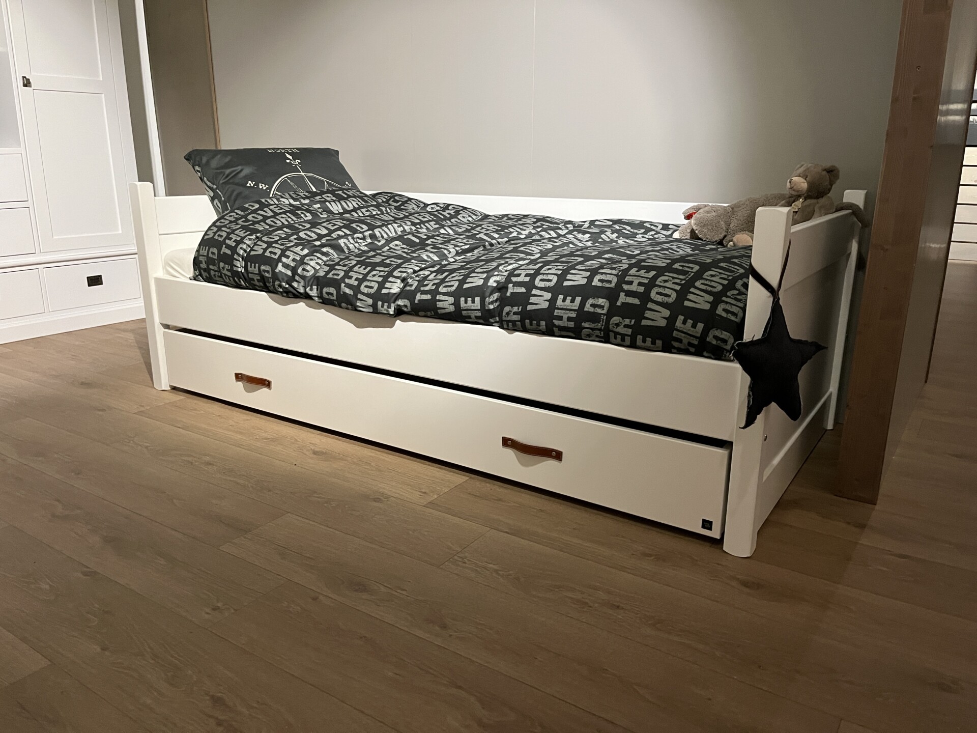 Alta Bedbank met (matras) lade Snow White - Showmodel - Meubelen